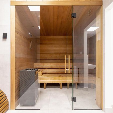 Cozy Studio Apartments Sauna & Ac Krakow By Noclegi Renters Dış mekan fotoğraf